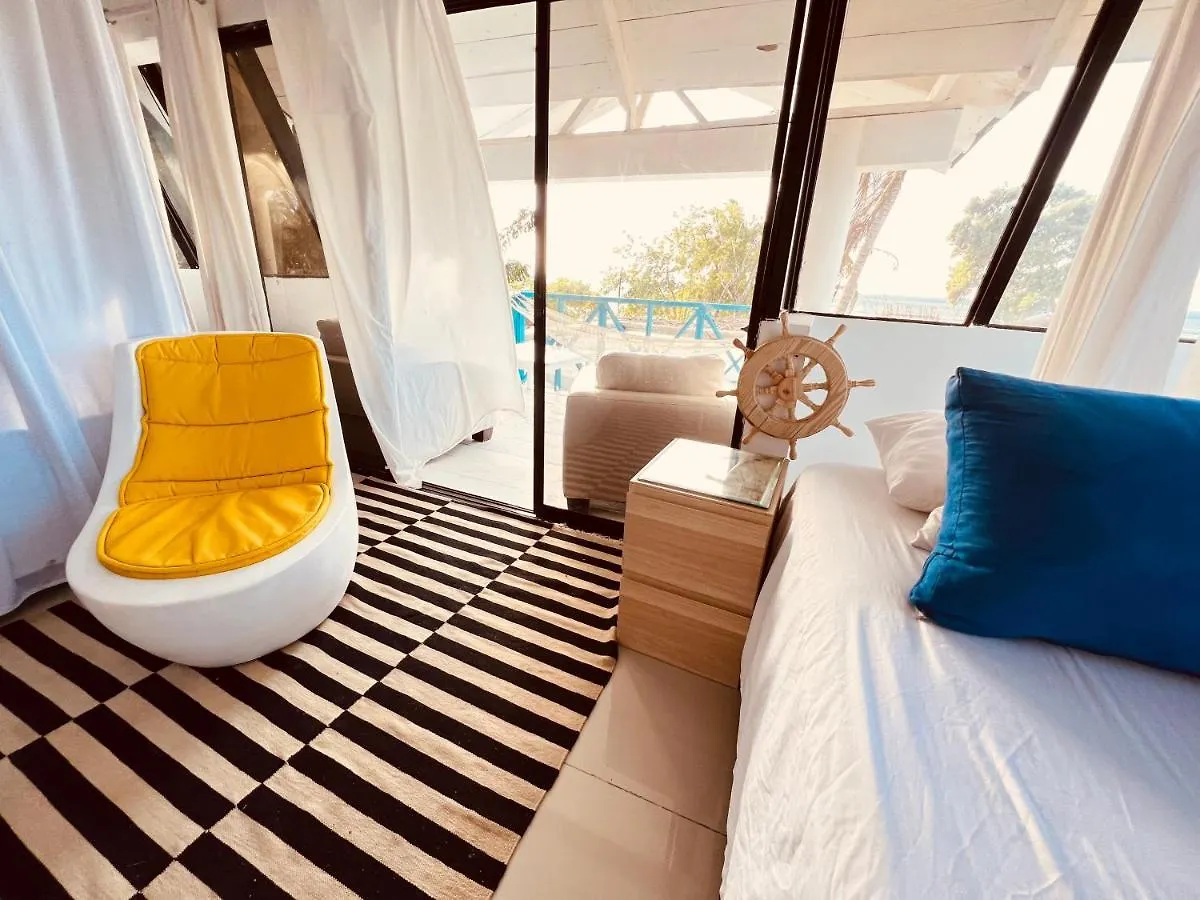 Bluemare Ecohotel Frente A La Playa Ensendada Punta Rucia Hotel