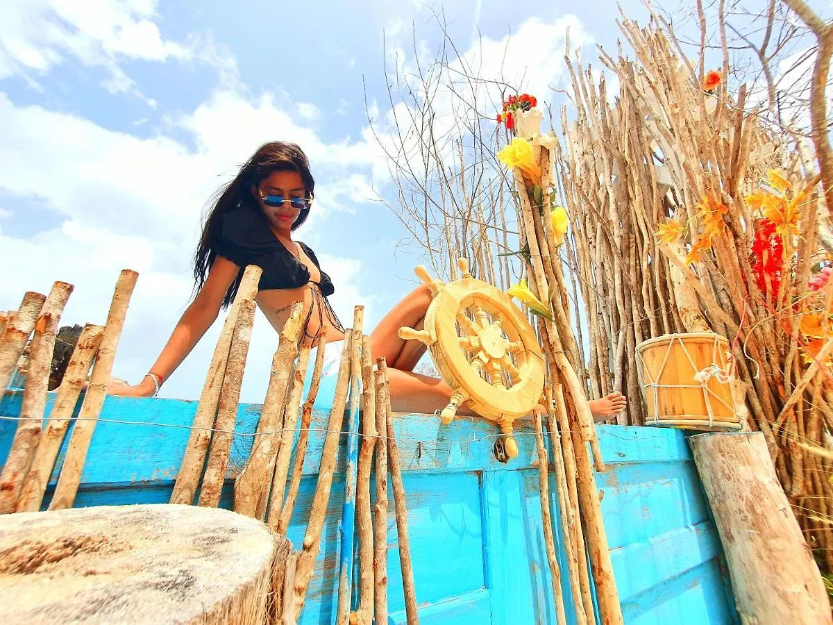 Bluemare Ecohotel Frente A La Playa Ensendada Punta Rucia Hotel
