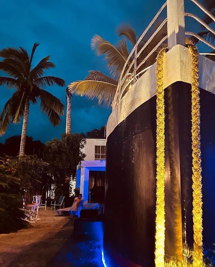 Bluemare Ecohotel Frente A La Playa Ensendada Punta Rucia 0*,  Dominican Republic
