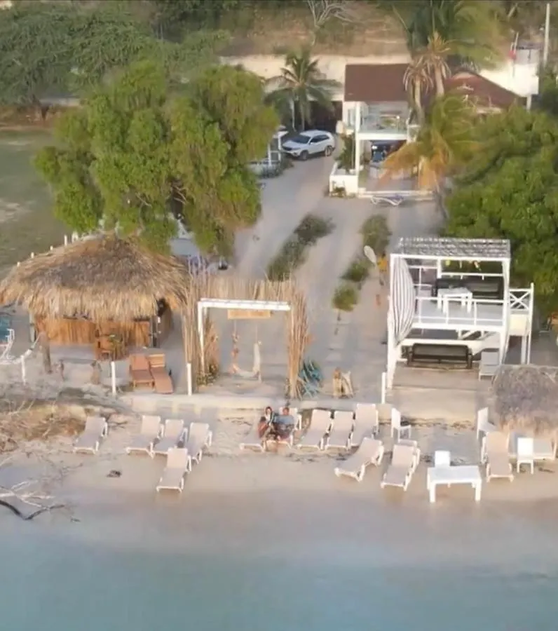 Bluemare Ecohotel Frente A La Playa Ensendada Punta Rucia