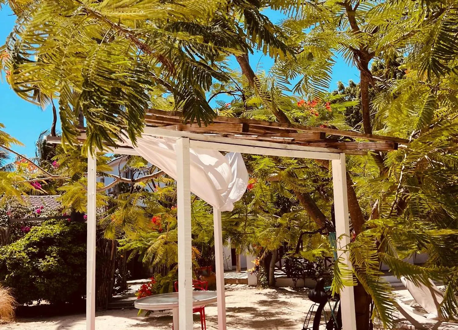 Bluemare Ecohotel Frente A La Playa Ensendada Punta Rucia Hotel